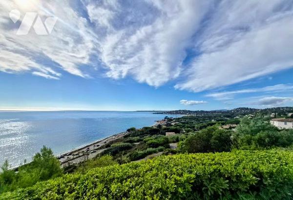 Sainte-Maxime – Villa d’exception avec vue mer au cœur du Domaine de Souvenance