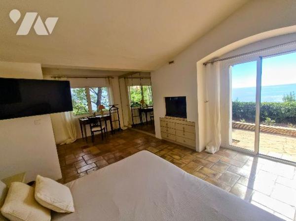 Sainte-Maxime – Villa d’exception avec vue mer au cœur du Domaine de Souvenance