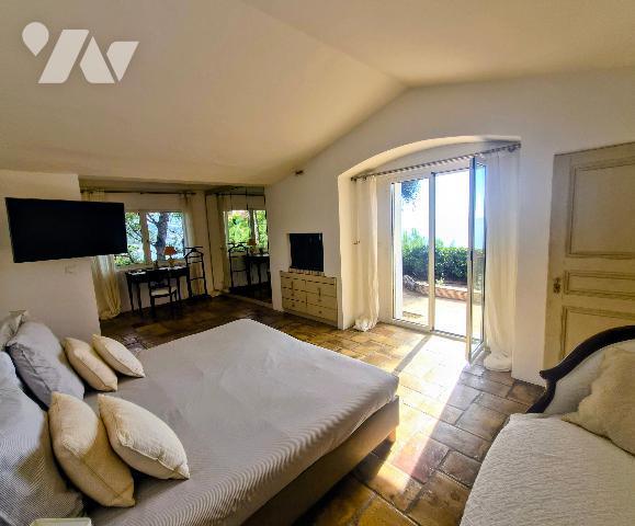 Sainte-Maxime – Villa d’exception avec vue mer au cœur du Domaine de Souvenance