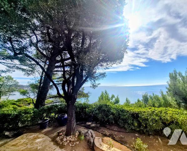 Sainte-Maxime – Villa d’exception avec vue mer au cœur du Domaine de Souvenance