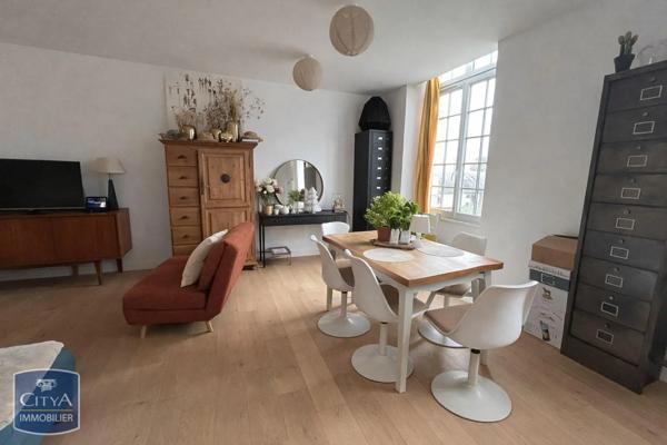 Appartement à louer 3 pièces 73.7m²