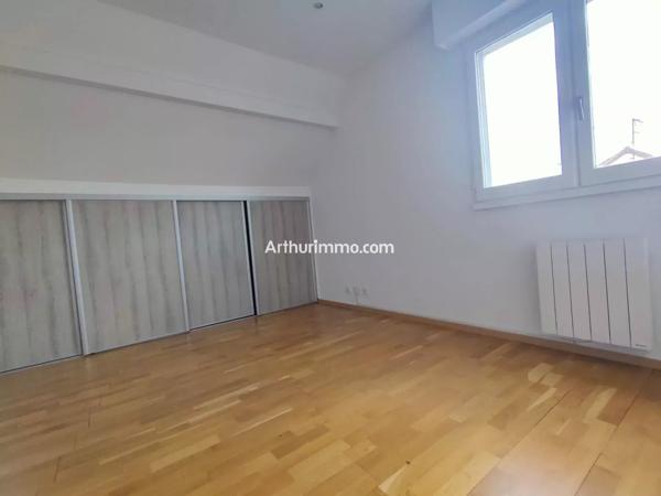 Location Appartement 5 pièces 106 m2 à Sucy-en-Brie