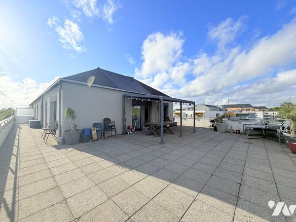 RARE T5 EN DERNIER ETAGE AVEC TERRASSE !