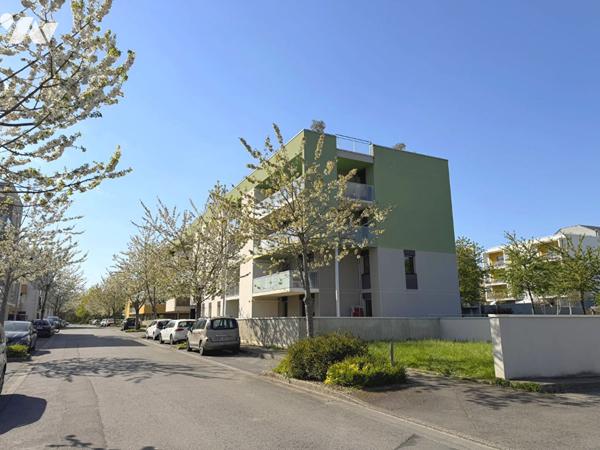 RARE T5 EN DERNIER ETAGE AVEC TERRASSE !