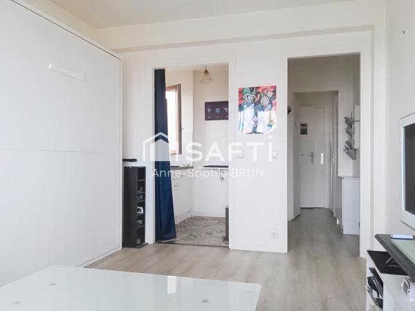 Studio lumineux, balcon, cave. Petite Garenne, Les Vallées.