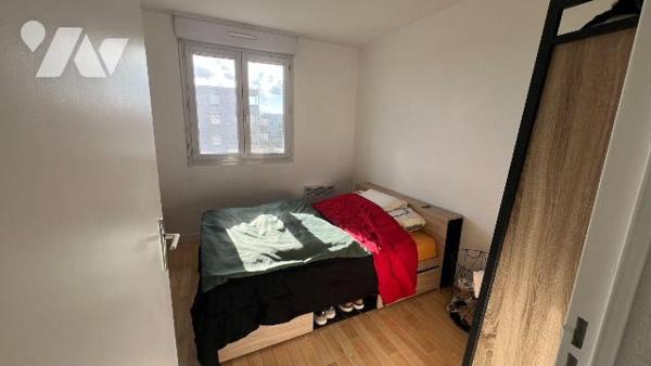RENNES. Quartier POTERIE. Dans résidence Le Toffoli, appartement de type 2 de 42,99 m2 Hab. sit...