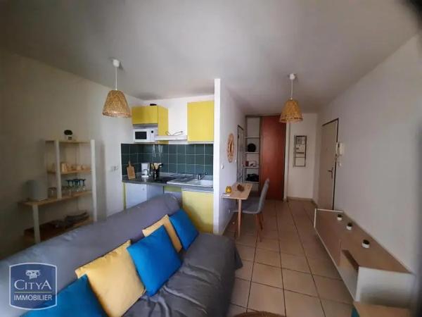 Appartement à louer 1 pièce 21.72m² Saint-Denis (97400)