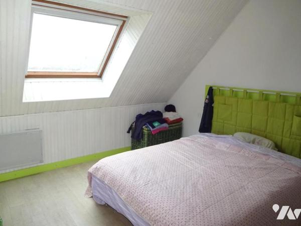 DONGES proche BESNE, Maison T4/T5, 154 m² SH, Pièce de vie 55m², Terrain 1174m² extension 50m² 2010.