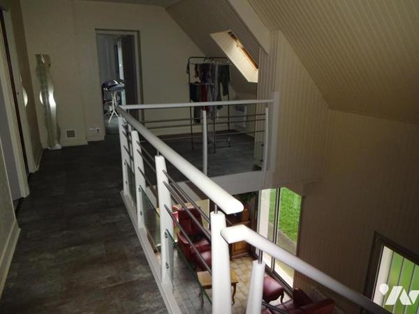 DONGES proche BESNE, Maison T4/T5, 154 m² SH, Pièce de vie 55m², Terrain 1174m² extension 50m² 2010.