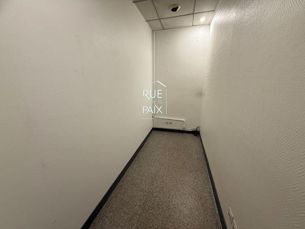 86100 CHATELLERAULT appartement / bureaux Chatellerault 5 pièce(s) 164.87 m2