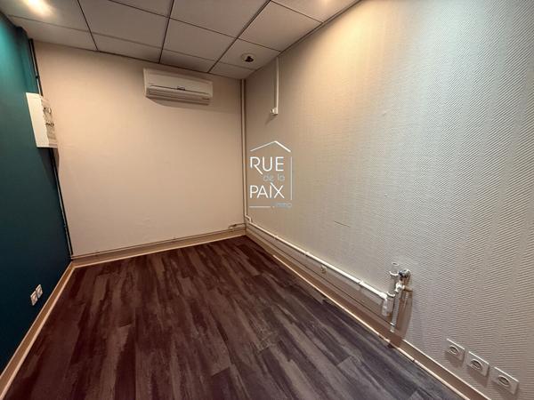 86100 CHATELLERAULT appartement / bureaux Chatellerault 5 pièce(s) 164.87 m2