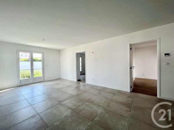 Maison à vendre  5 pièces - 125 m 2   ST PIERRE D OLERON  - 17