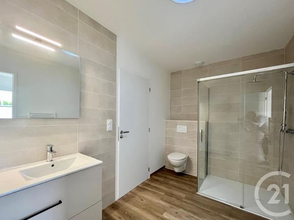 Maison à vendre  5 pièces - 125 m 2   ST PIERRE D OLERON  - 17