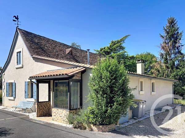 Maison à vendre  5 pièces - 130,80 m 2   MONTPON MENESTEROL  - 24
