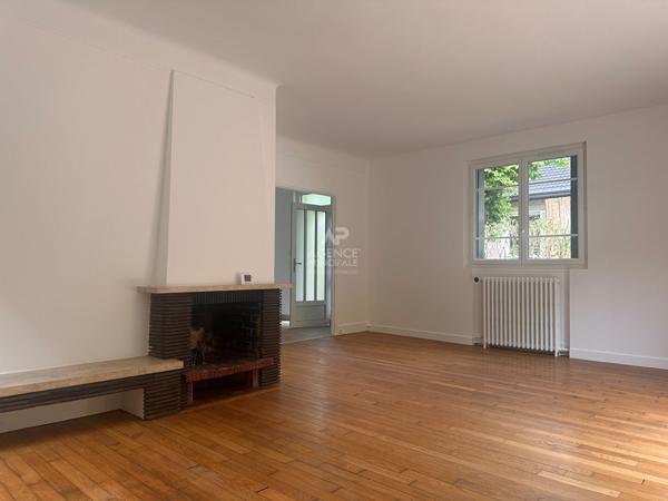 Maison 4 pièces Jardin & garage - LE PECQ DOMAINE DE GRANDCHAMPS Loyer 1 980 €/mois **  - Référence  18846