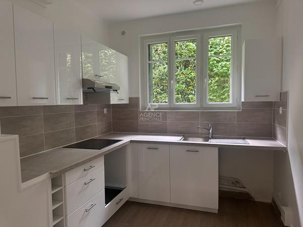 Maison 4 pièces Jardin & garage - LE PECQ DOMAINE DE GRANDCHAMPS Loyer 1 980 €/mois **  - Référence  18846
