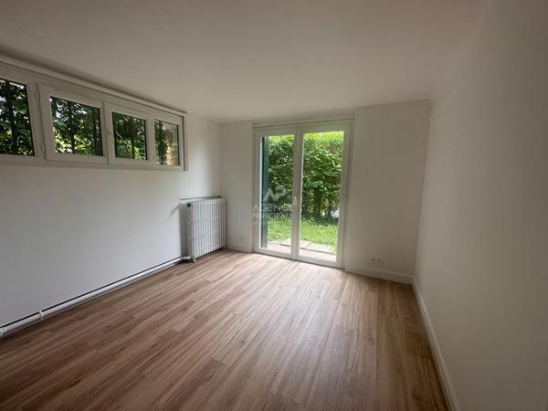Maison 4 pièces Jardin & garage - LE PECQ DOMAINE DE GRANDCHAMPS Loyer 1 980 €/mois **  - Référence  18846