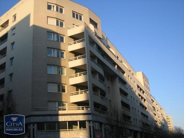 Appartement à louer 2 pièces 49.6m²