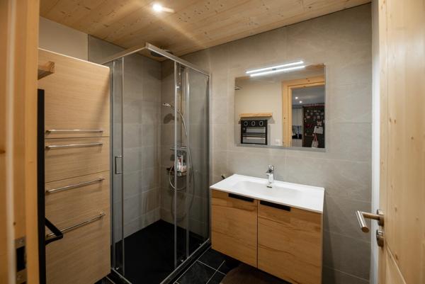 Haute Savoie (74), à vendre SAMOENS - Domaine skiable Grand Massif - Appartement T3 63 m²