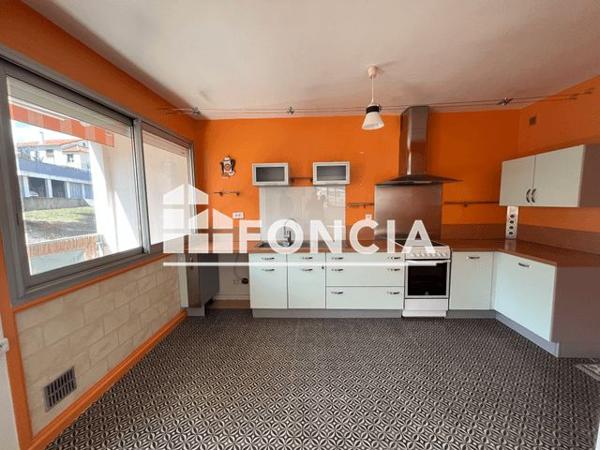 Location Appartement 3 pièces 69.26 m² - 4 RUE DE WAILLY Clermont Ferrand 63000