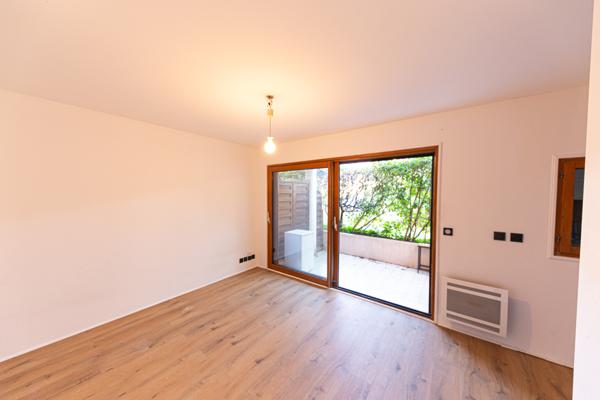 Appartement Mandelieu-la-napoule studio alcôve