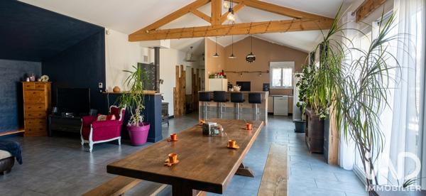 Maison à vendre 5 pièces 157,5 m² Montbrison