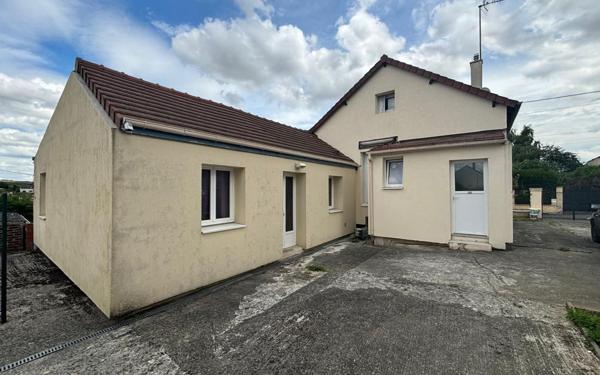 Immeuble à vendre    6 pièces •  Goussainville