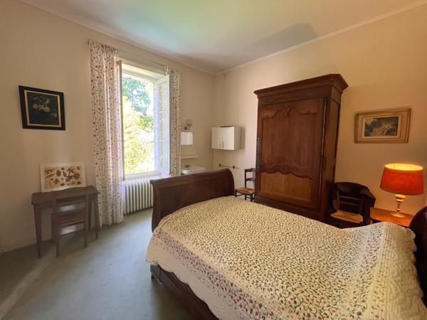 Maison à vendre à Javerlhac-et-la-Chapelle-Saint-Robert (24300) - Dordogne
