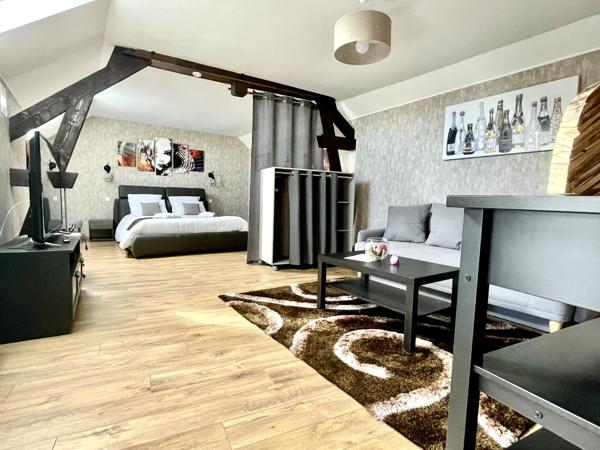 Opportunité rare –Vente fonds de commerce, murs et habitation – Propriété avec chambres d’hôte, spa et activité clé en main