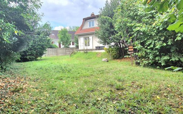 Maison à vendre    10 pièces • 204 m2 Yerres