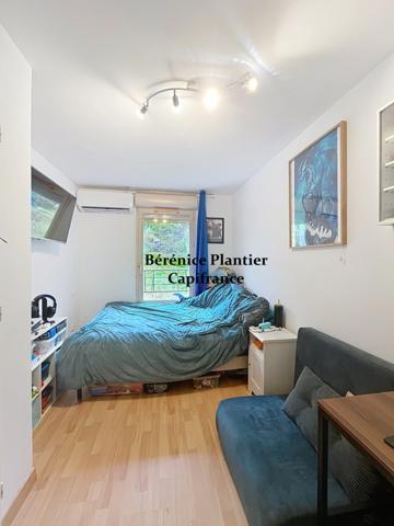 Maison avec jardin en impasse