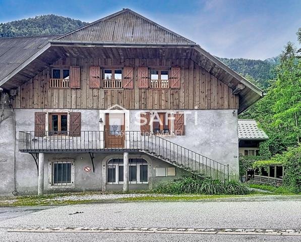 Maison 4 chambres, double garage, climatisation