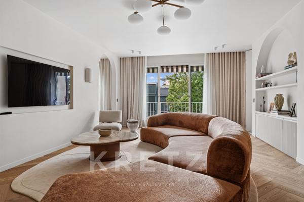 Paris XVI - Boulevard Flandrin - Appartement familial rénové