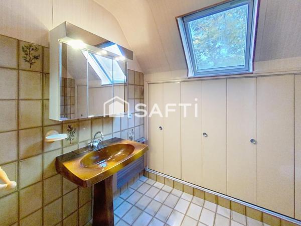 MAISON FAMILIALE INDIVIDUELLE 6 PIÈCES QUARTIER CALME ET PAVILLONNAIRE