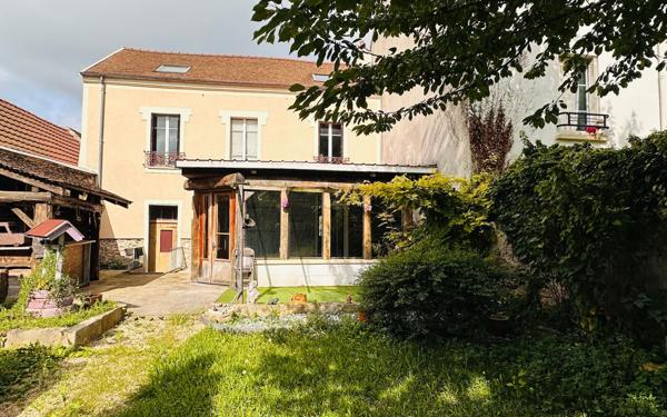 Maison à vendre    9 pièces •  Gonesse