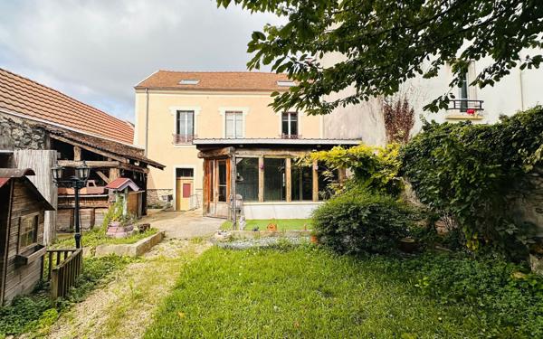 Maison à vendre    9 pièces •  Gonesse