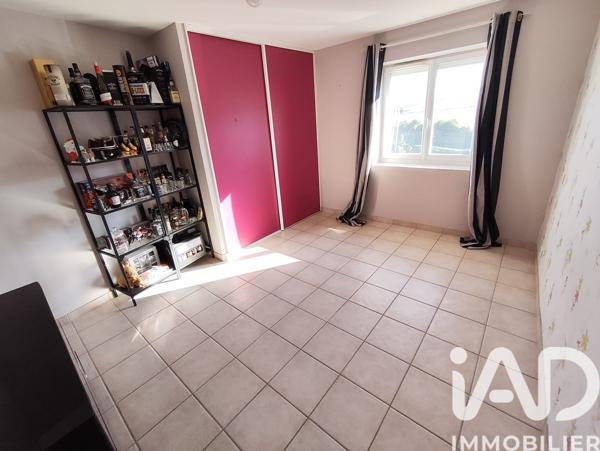Maison à vendre 10 pièces 244 m² Les Noës