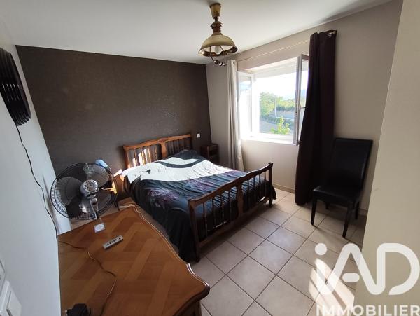 Maison à vendre 10 pièces 244 m² Les Noës