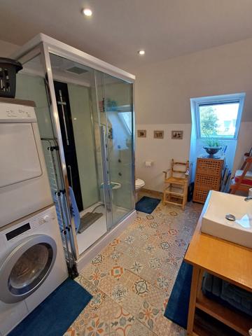 Plougasnou (29630) Plougasnou coeur du bourg, appartement T4 récent exposé au Sud Ouest.