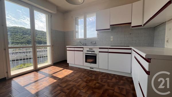 Appartement F3 à vendre  3 pièces - 88,96 m2 ST AFFRIQUE - 12