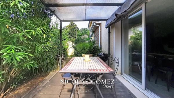 Belle maison T4 111 m² avec piscine, garage, DPE "C" - Collonges-Au-Mont-d'Or