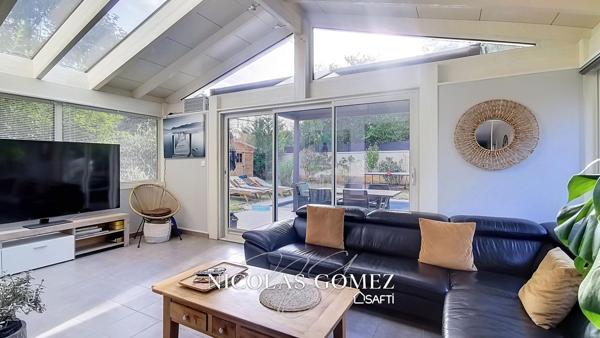 Belle maison T4 111 m² avec piscine, garage, DPE "C" - Collonges-Au-Mont-d'Or