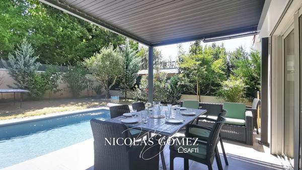 Belle maison T4 111 m² avec piscine, garage, DPE "C" - Collonges-Au-Mont-d'Or