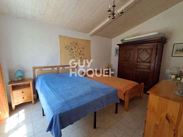 Maison à vendre à La Flotte - 5 pièces, piscine, grand terrain