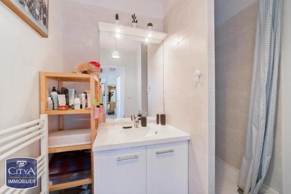 Appartement à vendre 2 pièces 39m² Villeurbanne (69100)