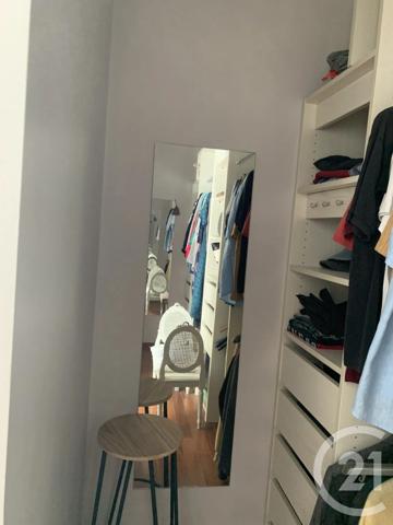 Maison à vendre  5 pièces - 125 m 2   SAINTES  - 17
