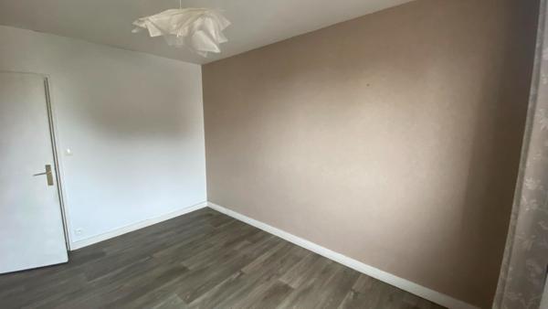 À VENDRE - Appartement T2 avec cave et parking - Quartier Neuville - Dieppe
