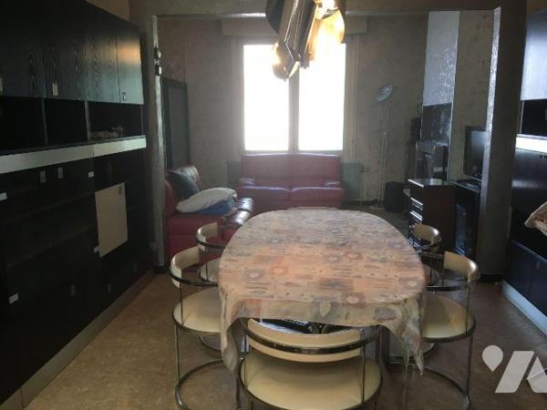 Maison des années 30' ayant conservée son charme d'antan, Installations à mettre aux normes en ...