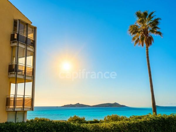 APPARTEMENT T3 VUE MER PANORAMIQUE + PARKING + PISCINE à vendre SIX-FOURS-LES-PLAGES (83)