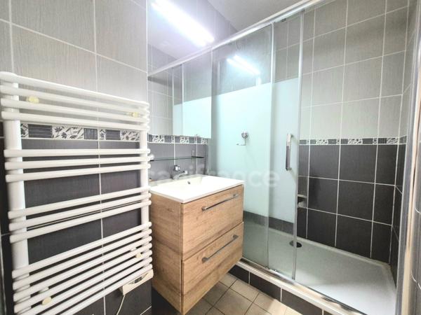 APPARTEMENT T3 VUE MER PANORAMIQUE + PARKING + PISCINE à vendre SIX-FOURS-LES-PLAGES (83)